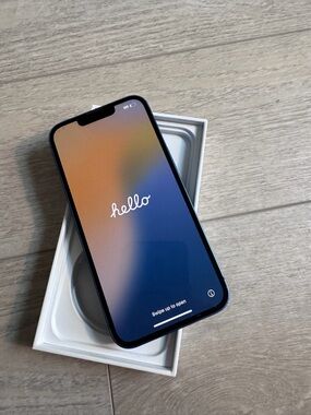 Apple 13 iPhone 128 GB unlocked